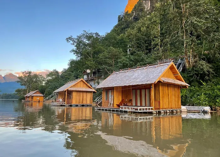 Nongkhiaw The Float House Hotel