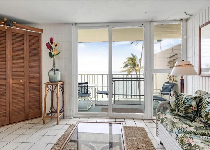 Stunning Ocean Views Condos In Oahu At Punaluu Hau'ula