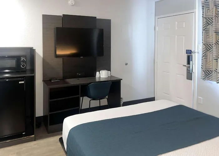 Motel 6-Tulare, Ca
