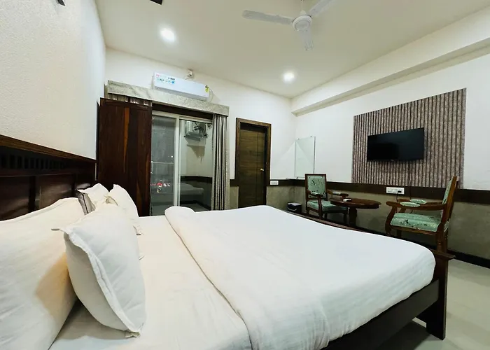 Hotel Tirth By Sonu'S Ujjain