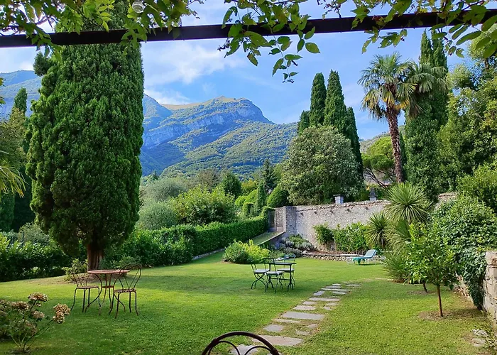 Casa Lumaca Bed & Breakfast Tremezzo