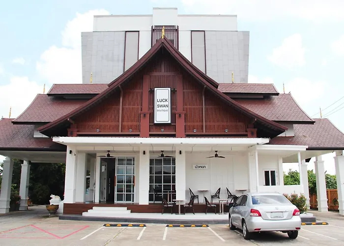 โรงแรมลักษวรรณ บูติก เชียงราย - SHA Extra Plus