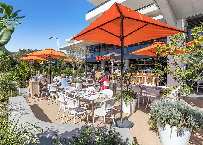 Oceanus Bokarina Beach Hotel Kawana Waters