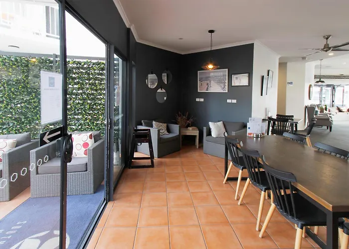 Coffee House Apartment Motel Rockhampton