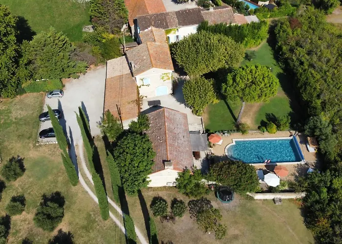 Le Mas des Perrines Maison d’Hôtes Pernes-les-Fontaines
