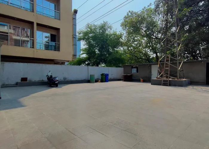 Hotel Starlit Navi Mumbai