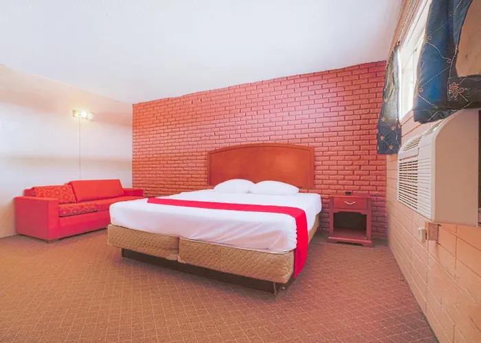 Town & Country Motel Bossier City By Oyo