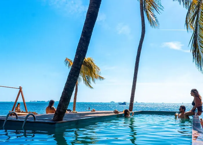 Enigmatic Beach Hotel Isla Mujeres