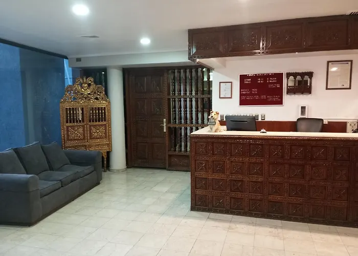 Hotel Alcala Del Rio Santiago