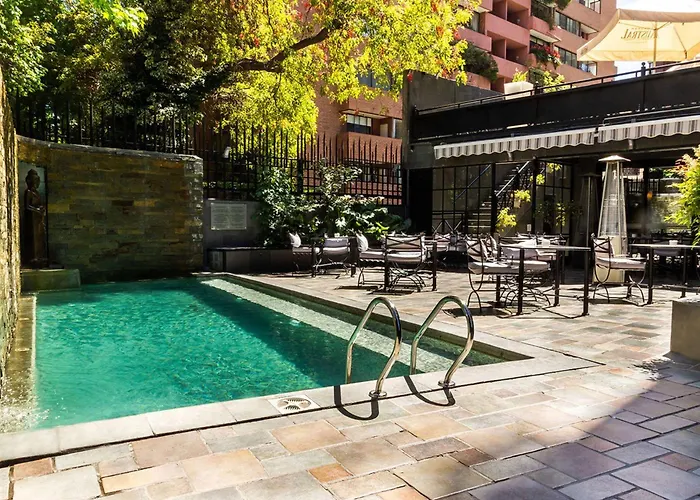 Wyndham Garden Santiago Kennedy Hotel