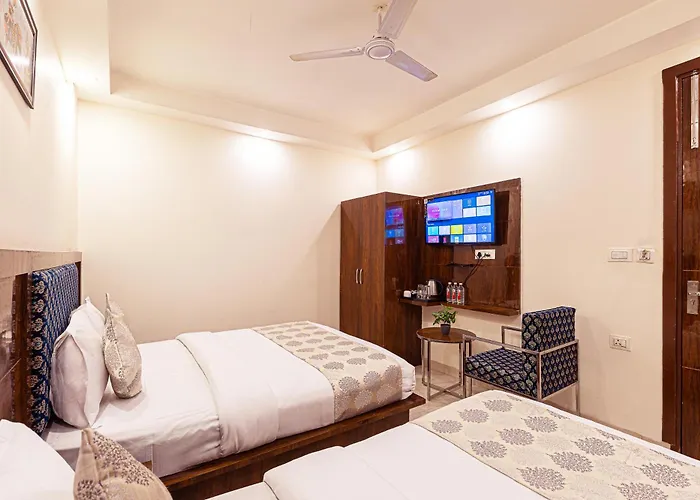Hotel Emblem Suites Delhi Airport New Delhi
