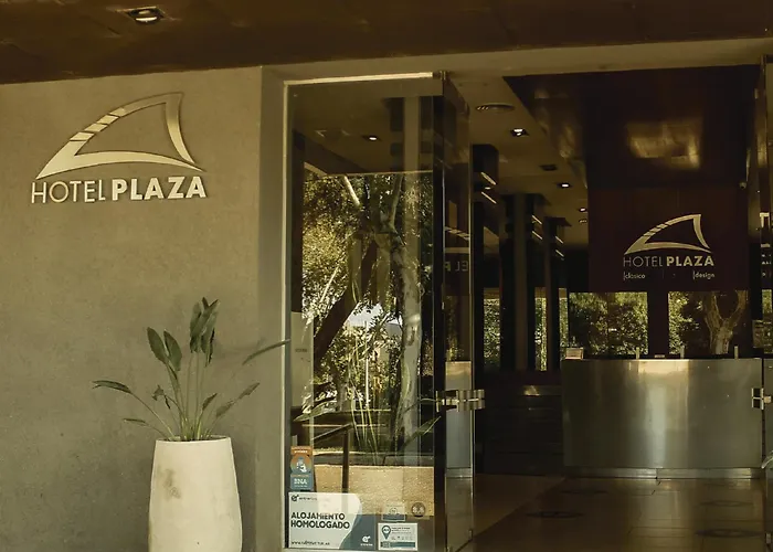 Hotel Plaza Colón