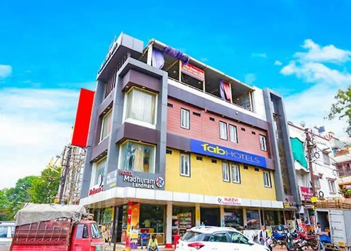 Fabexpress Madhuram Landmark Bhopal