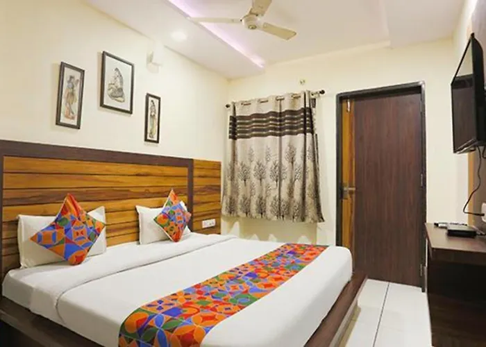 Fabexpress Madhuram Landmark Bhopal