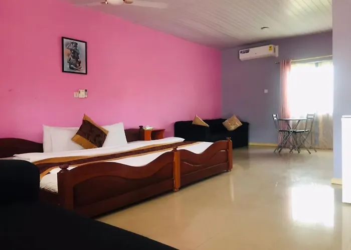Hans Cottage Botel Cape Coast