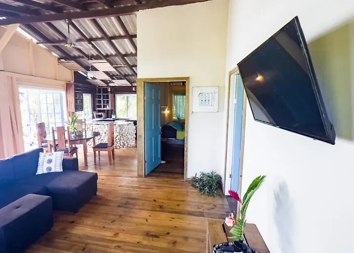 Mosana Reef Garden B&B Bocas Town