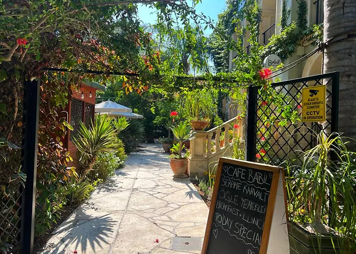 Babil Bahceleri Guest House Lapta