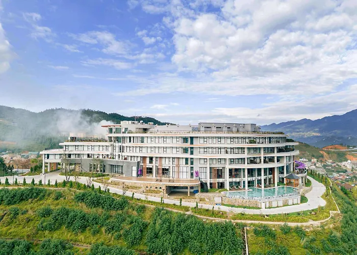 Lady Hill Sapa Resort