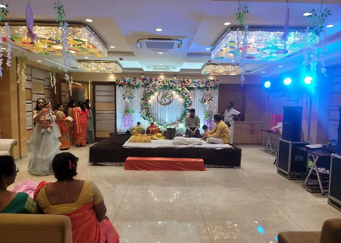 Country Green Hotel & Banquet Bareilly