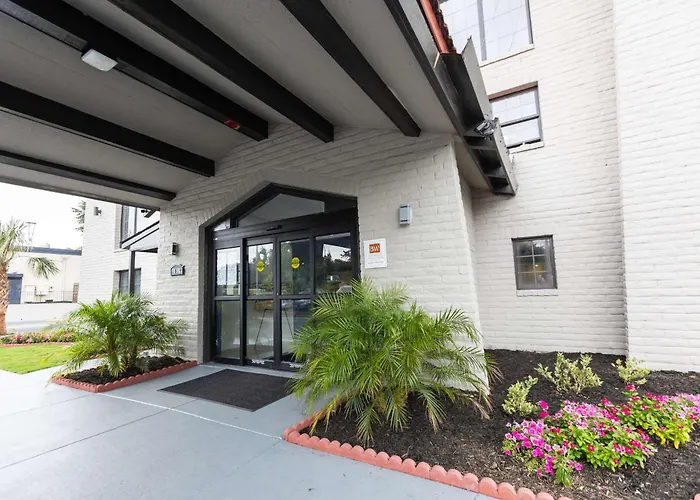 Bhagat Hotels Stone Mountain Atlanta BW Signature Collection Tucker