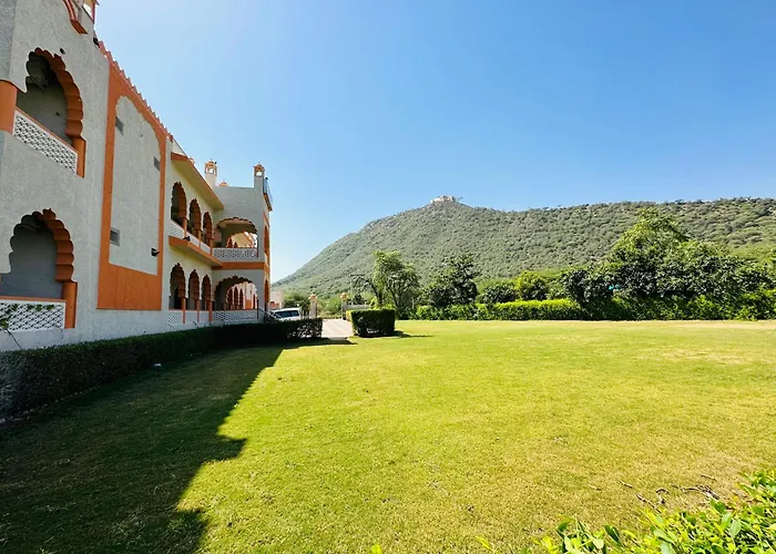 Siddarth Resort - Mountain View With Pool Pushkar