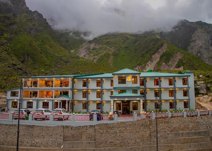 Amritara The Avadh Hotel Badrinath