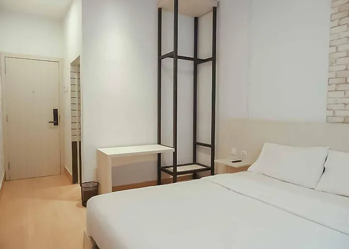 Prime Inn Near Jalan Sekip Medan Redpartner