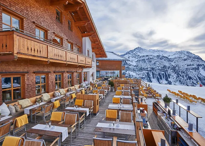 Hotel Mohnenfluh Lech
