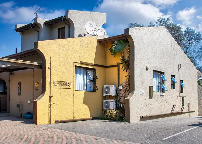 Woodpecker'S Inn Guest House Kempton Park