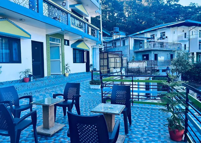 Irish Town Mussoorie Hotel