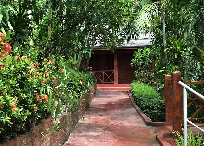Mekong Riverside Lodge Pakbeng