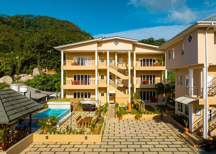 Tropical Hideaway Aparthotel Beau Vallon 