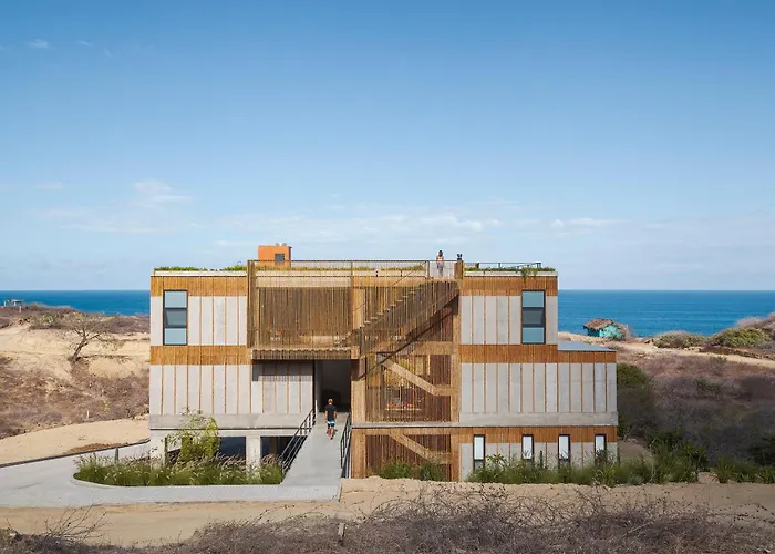 Eolia Sustainable Design Hotel Manta