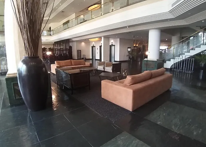 Hotel Alvalade Luanda