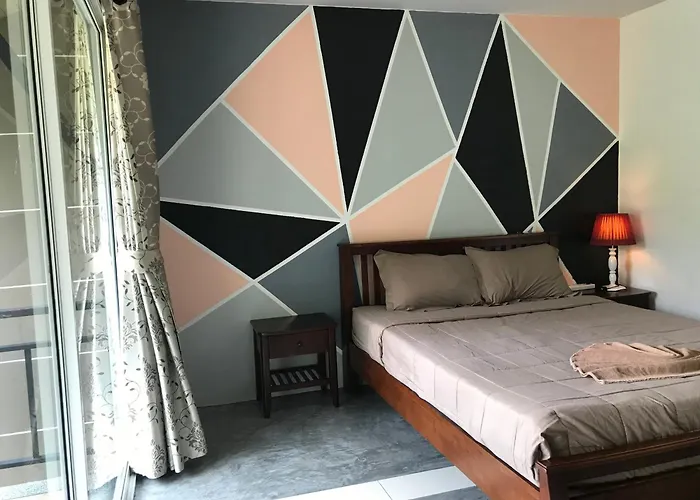 Pp Midnight Hotel เกาะพีพี