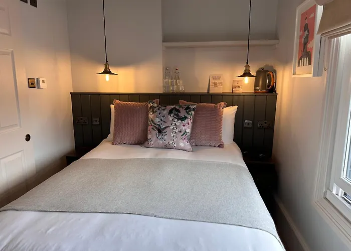 Rooms Above Sugar Boat Helensburgh