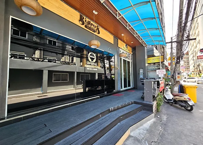 The Base Inn Pattaya
