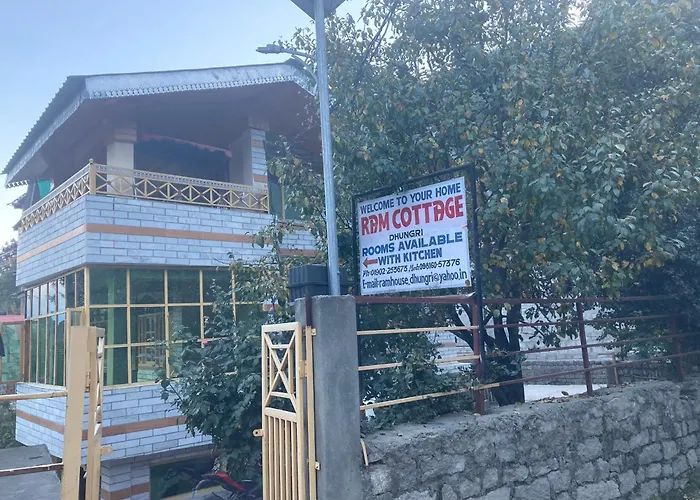 Shree Ram Cottage, Manali ! 1,2,3 Bedroom Luxury Cottages Available