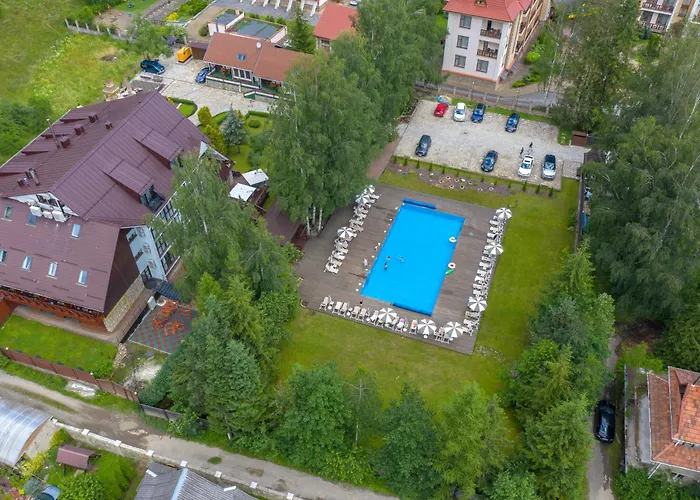 Yaremche Club Hotel