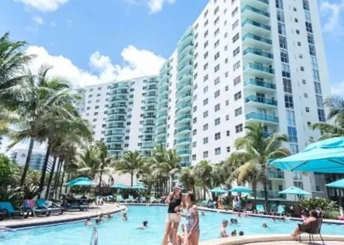 Tides Condominiums Hollywood