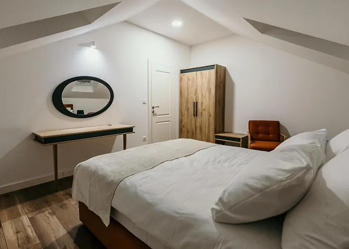 Pansion "Fawlty Towers" Sarajevo Aparthotel