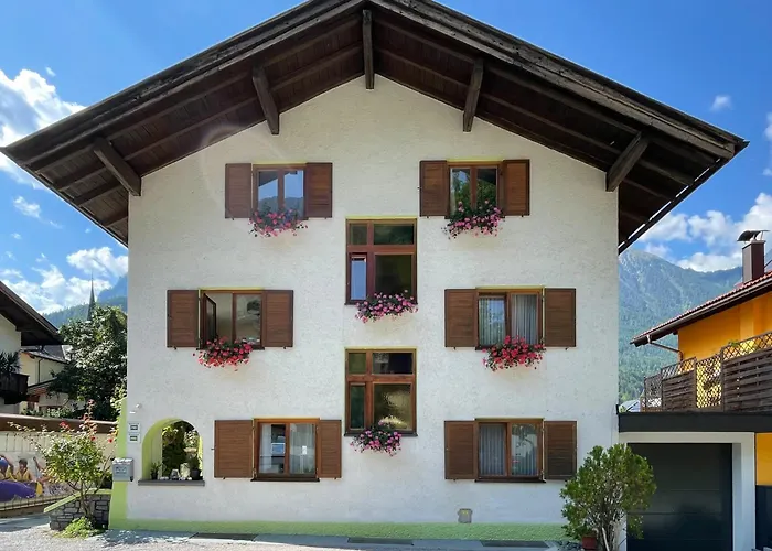 Bed and Breakfast Haus Gertraud Oetz