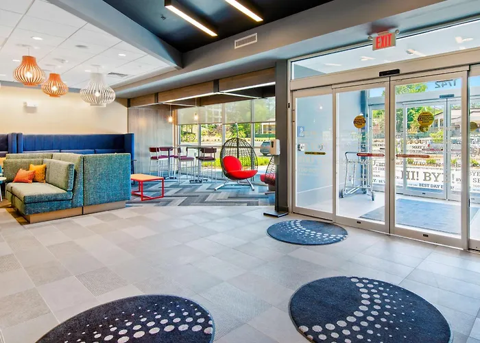 Tru By Hilton Chapel Hill Hotel
