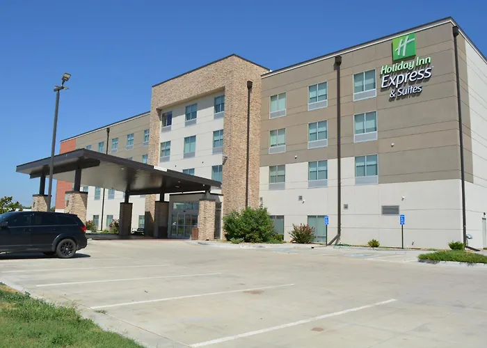 Holiday Inn Express & Suites Liberal