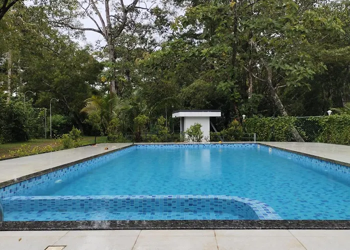 Marari Beach Palace Mararikulam
