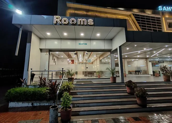 Hotel Sahyog & Rooms Surat