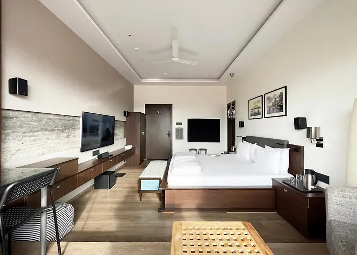 Central Bed & Breakfast Kolkata