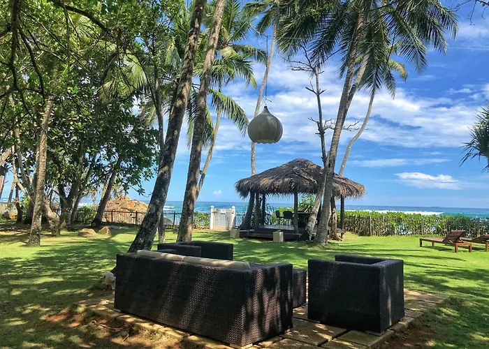 Satin Doll Hotel Unawatuna