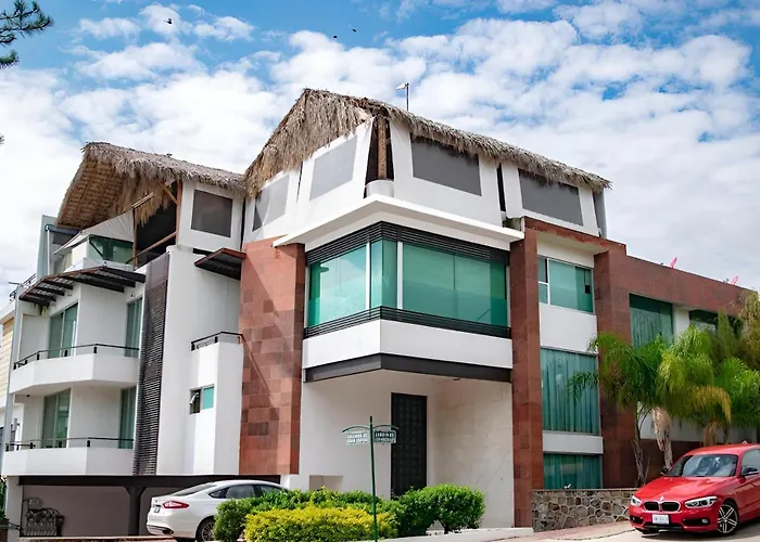 Giakor Suites - Gran Jardín León