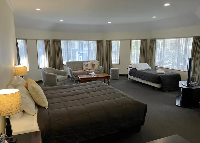 Fitzherbert Castle Motel Palmerston North